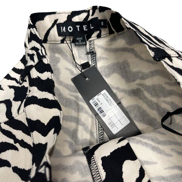 Motel Rocks Zoven Trouser 90s Zebra Flare Pant Size Small NWT - Picture 6 of 9